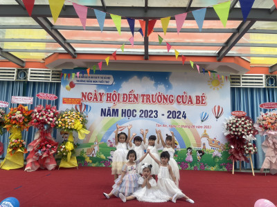 NGÀY HỘI ĐẾN TRƯỜNG CỦA BÉ NĂM HỌC 2023-2024
