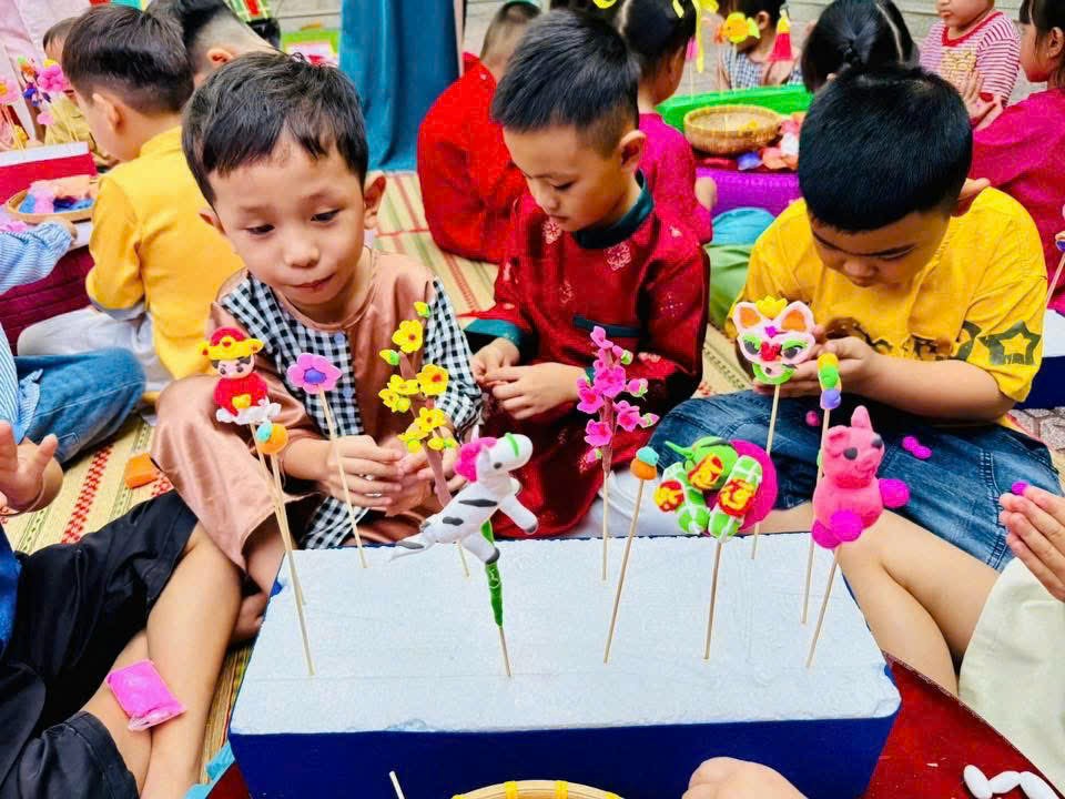 quảng cáo giữa trang