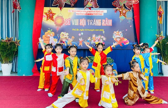 QUẢNG CÁO GIAUWX TRANG