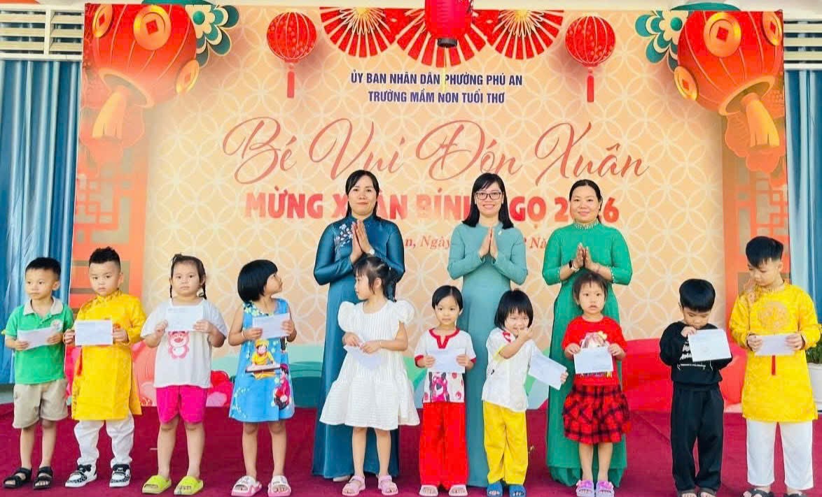 quảng cáo giữa trang