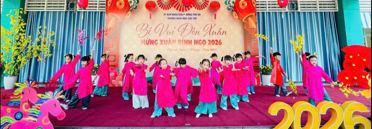 quảng cáo giữa  trang