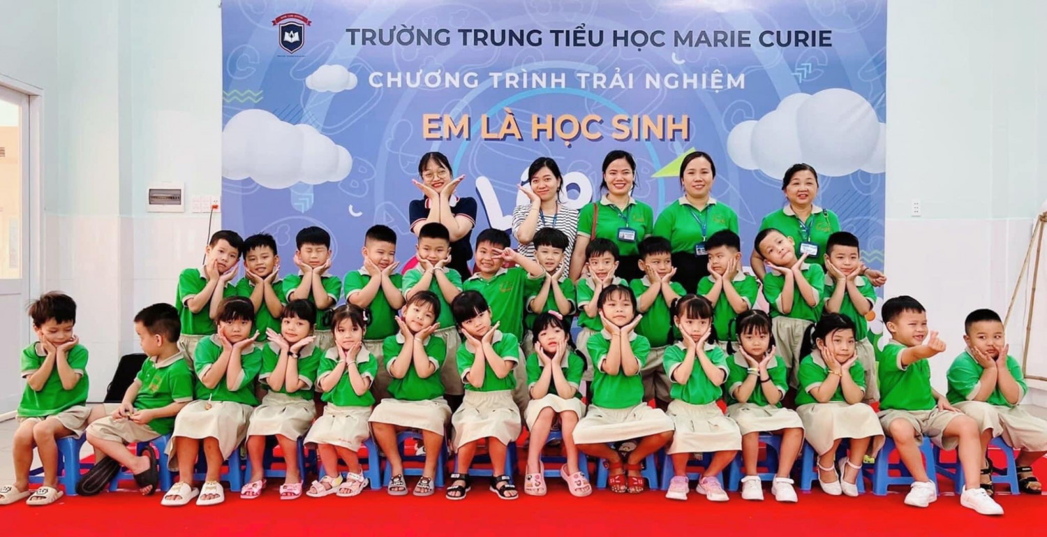 THAM QUAN TRƯỜNG TIỂU HỌC MARIE CURIE