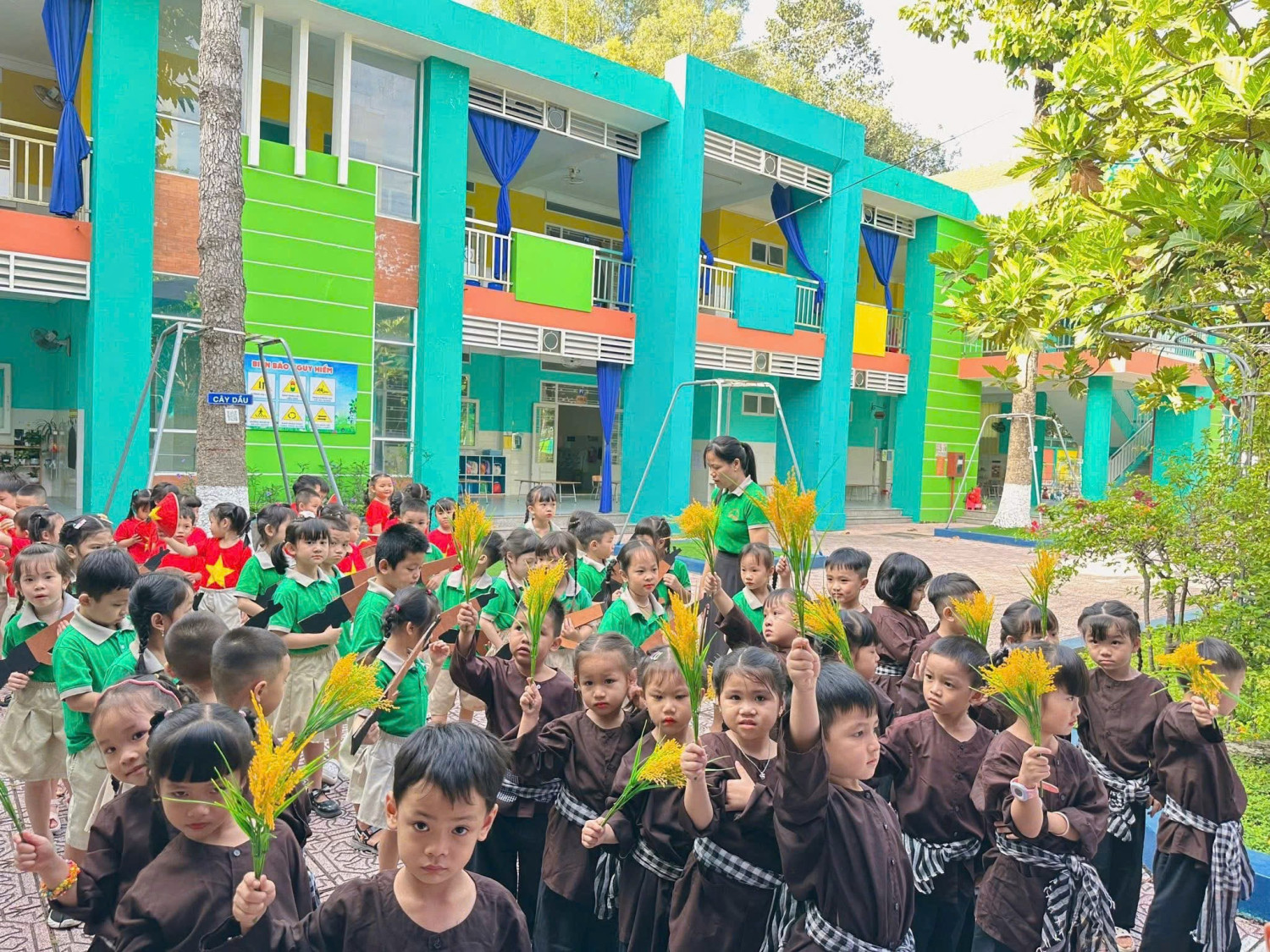 z7351252675759 72770d1d66c8358b2fe666108cdd7cd8