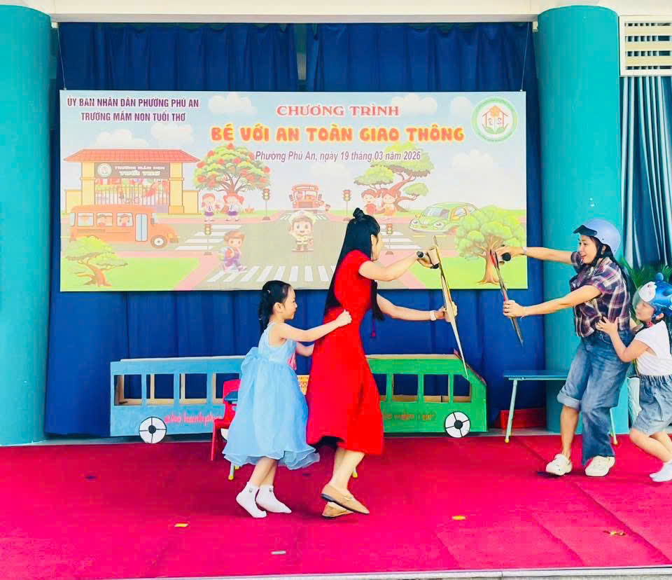 gen n z7639362575396 01f7f3c2618374a4ef6a5916c74e6e0c